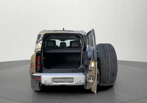 Land Rover Defender cena 419900 przebieg: 14000, rok produkcji 2023 z Alwernia małe 106